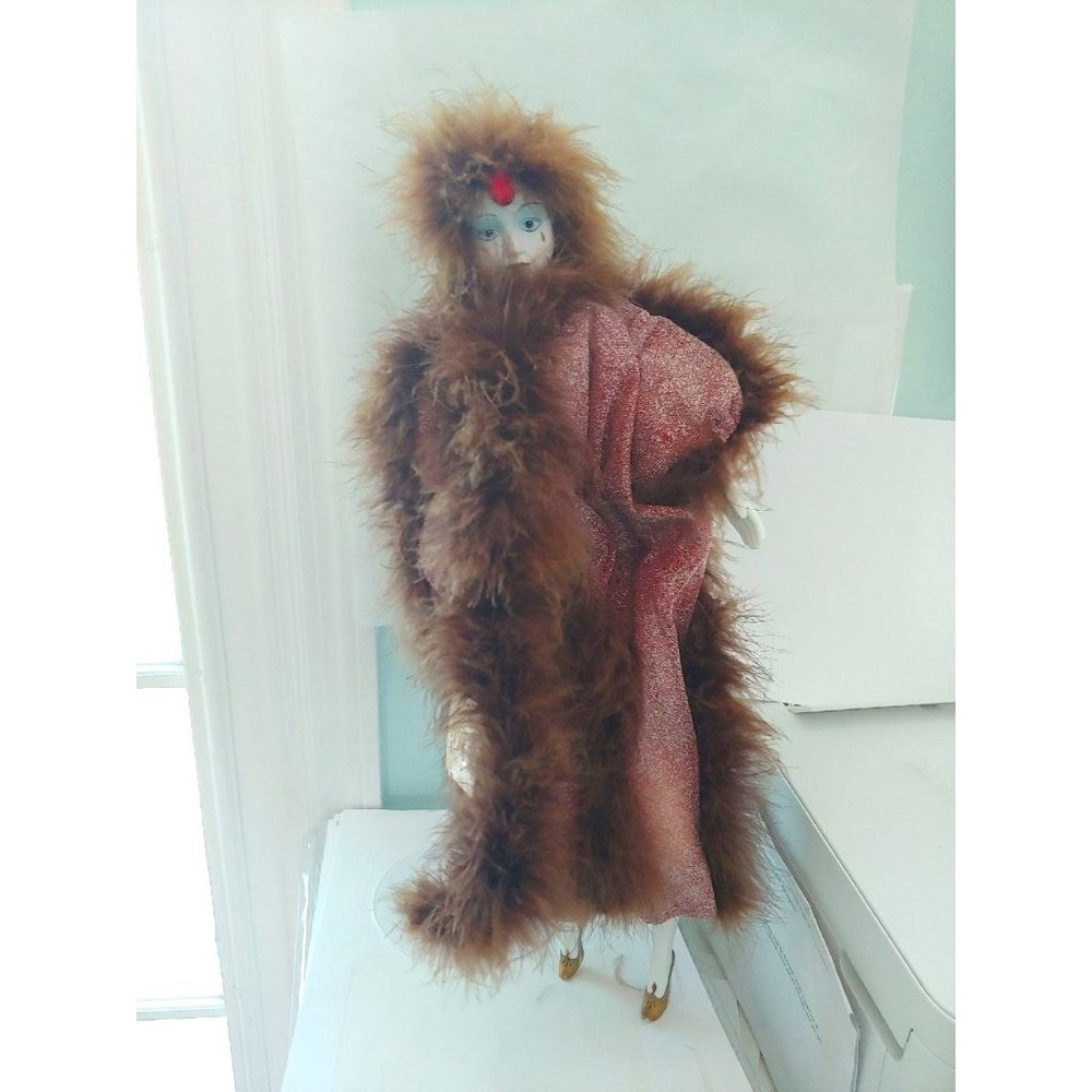 Show Stoppers Porcelain Doll 19" w/stand